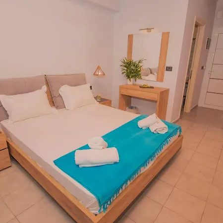 فندق Akrotiri فاسيليكي